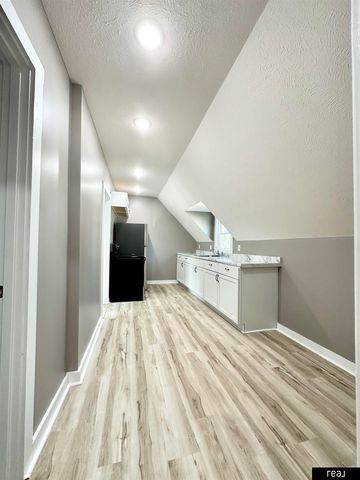 541 Mill Street, Council Bluffs, IA 51503