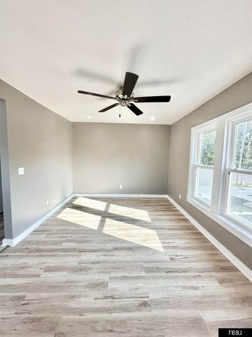 541 Mill Street, Council Bluffs, IA 51503