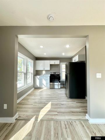 541 Mill Street, Council Bluffs, IA 51503