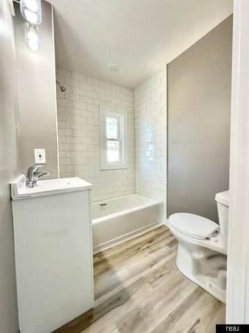 541 Mill Street, Council Bluffs, IA 51503