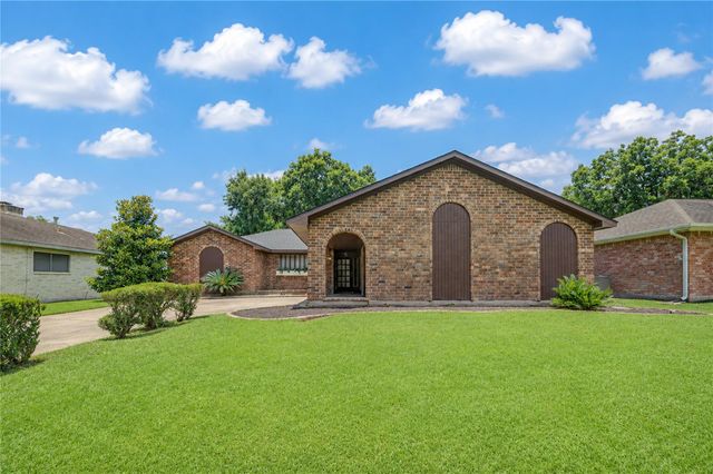 10526 Sageberry Drive, Houston, TX 77089