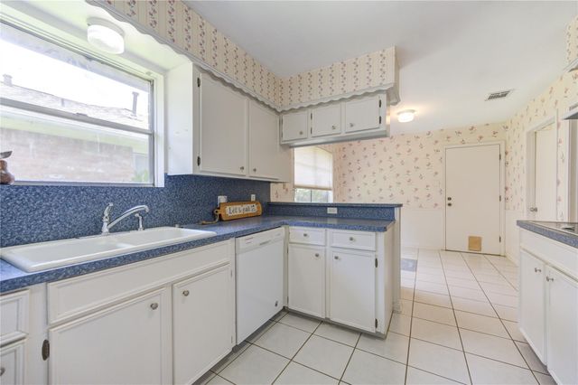 10526 Sageberry Drive, Houston, TX 77089
