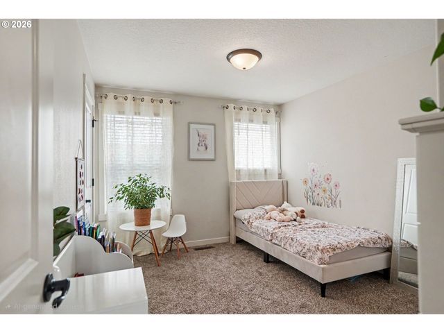 Constellation Ave Ne, Salem, OR 97305
