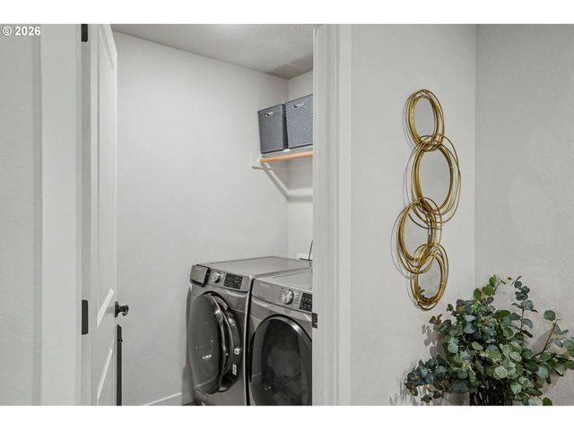 Constellation Ave Ne, Salem, OR 97305