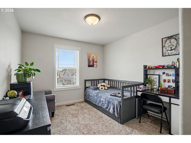 Constellation Ave Ne, Salem, OR 97305