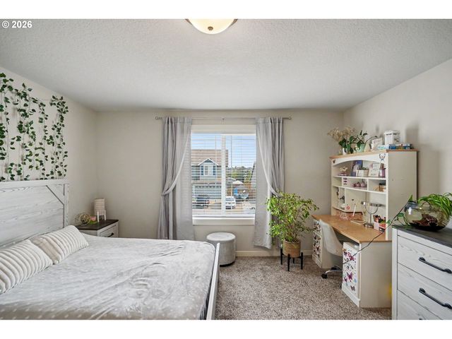 Constellation Ave Ne, Salem, OR 97305