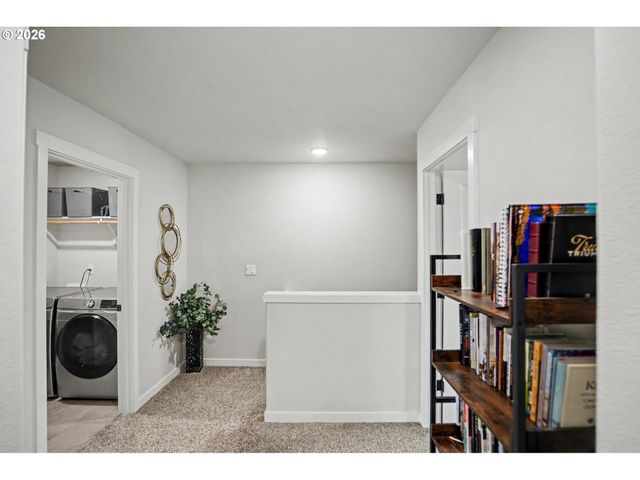 Constellation Ave Ne, Salem, OR 97305