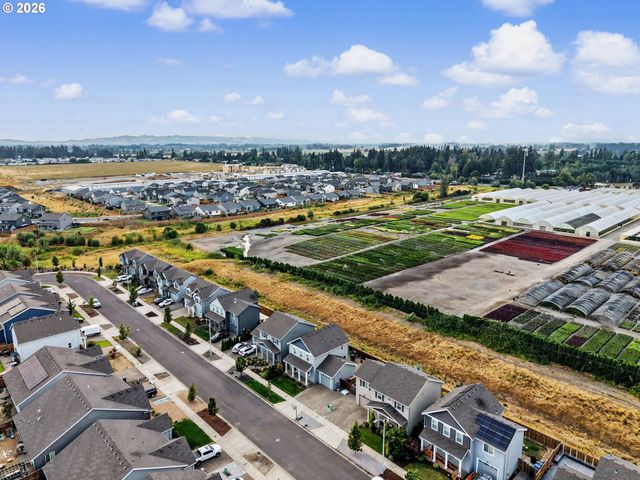 Constellation Ave Ne, Salem, OR 97305
