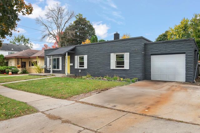 1823 N UNION STREET, Appleton, WI 54911