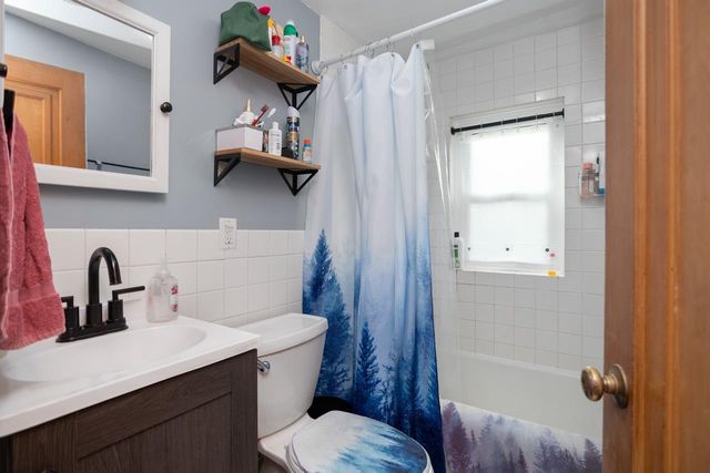 1823 N UNION STREET, Appleton, WI 54911