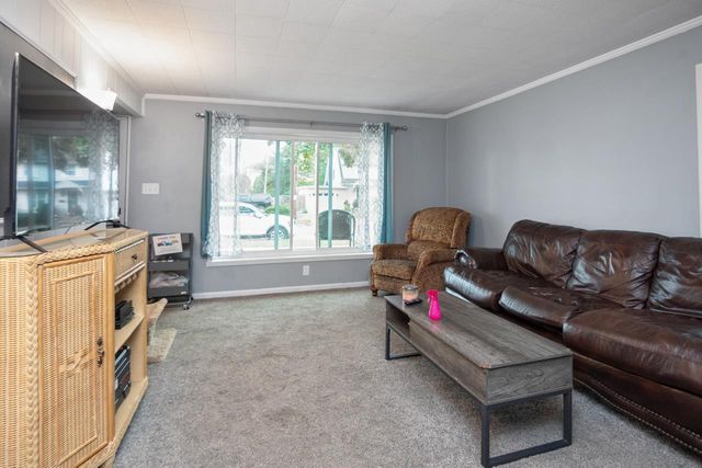 1823 N UNION STREET, Appleton, WI 54911