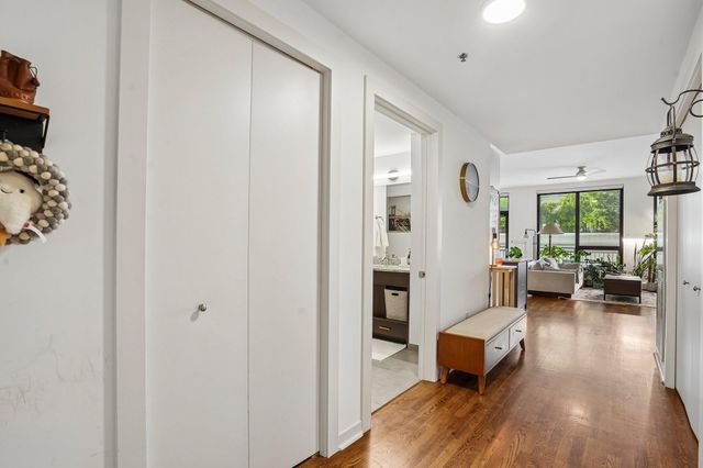 1240 S 2nd Street 622, Minneapolis, MN 55415