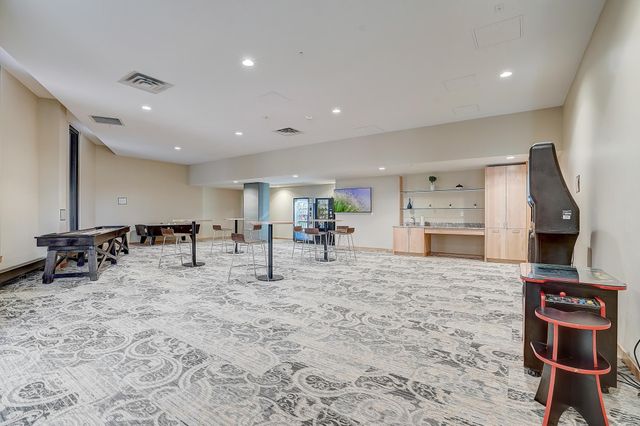 1240 S 2nd Street 622, Minneapolis, MN 55415