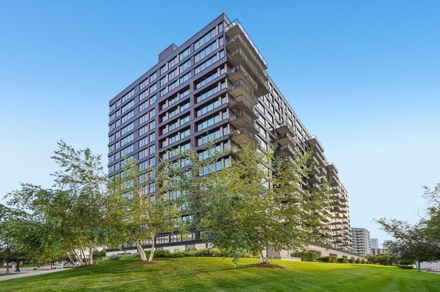 1240 S 2nd Street 622, Minneapolis, MN 55415