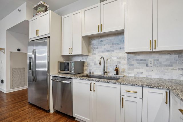 1240 S 2nd Street 622, Minneapolis, MN 55415