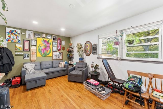 2072 Elizabeth Ave, Rahway City, NJ 07065