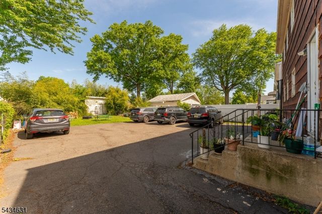 2072 Elizabeth Ave, Rahway City, NJ 07065
