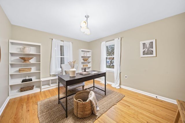 98 Blenheim Road, Columbus, OH 43214