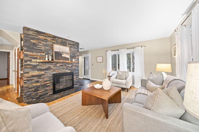 98 Blenheim Road, Columbus, OH 43214