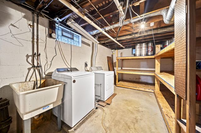 98 Blenheim Road, Columbus, OH 43214