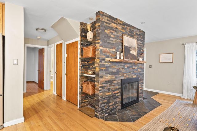 98 Blenheim Road, Columbus, OH 43214