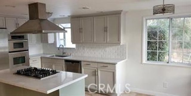 4406 Vista Place, La Canada Flintridge, CA 91011