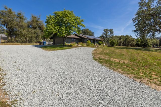31477 Erie Road, Coarsegold, CA 93614