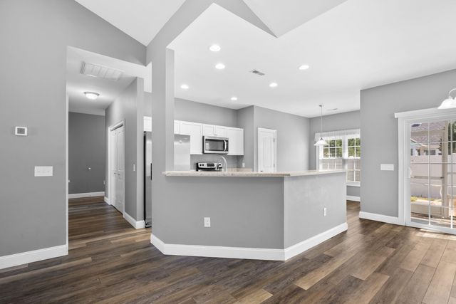 518 Irees Way, Longs, SC 29568