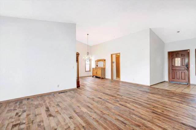 11514 Madrone Ct, Auburn, CA 95602