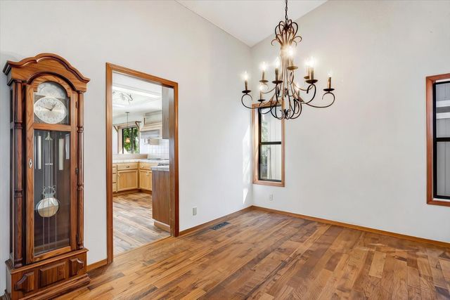 11514 Madrone Ct, Auburn, CA 95602