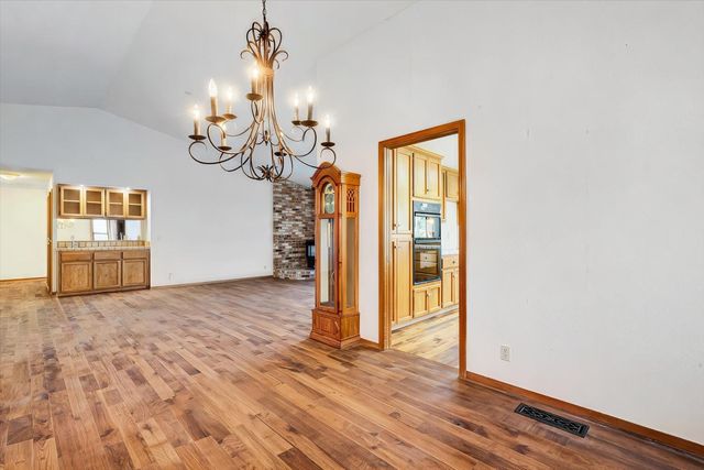 11514 Madrone Ct, Auburn, CA 95602