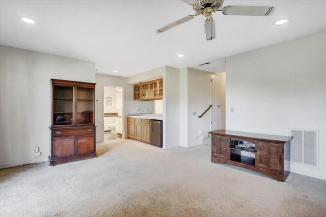 11514 Madrone Ct, Auburn, CA 95602