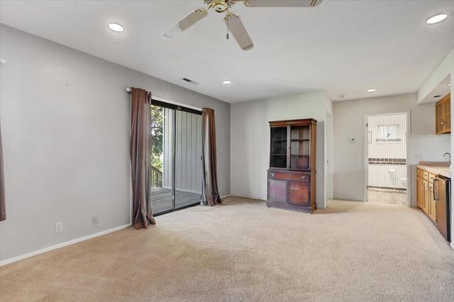 11514 Madrone Ct, Auburn, CA 95602