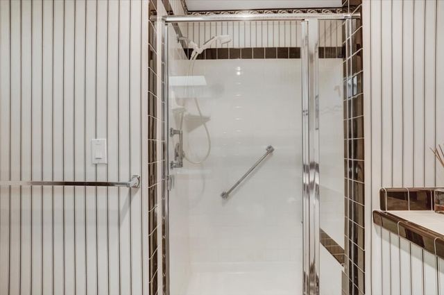 11514 Madrone Ct, Auburn, CA 95602