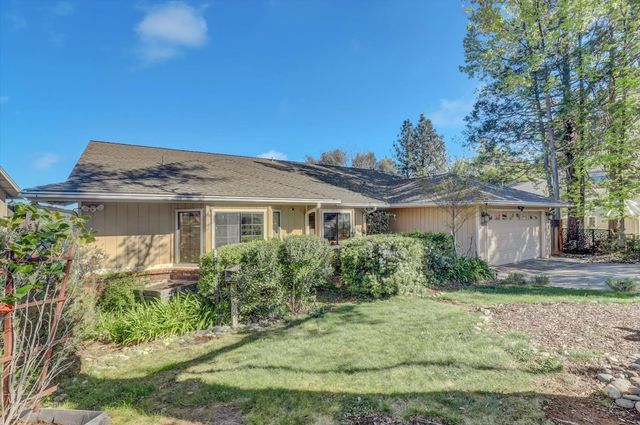 11514 Madrone Ct, Auburn, CA 95602