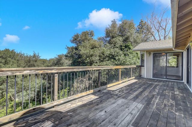 11514 Madrone Ct, Auburn, CA 95602