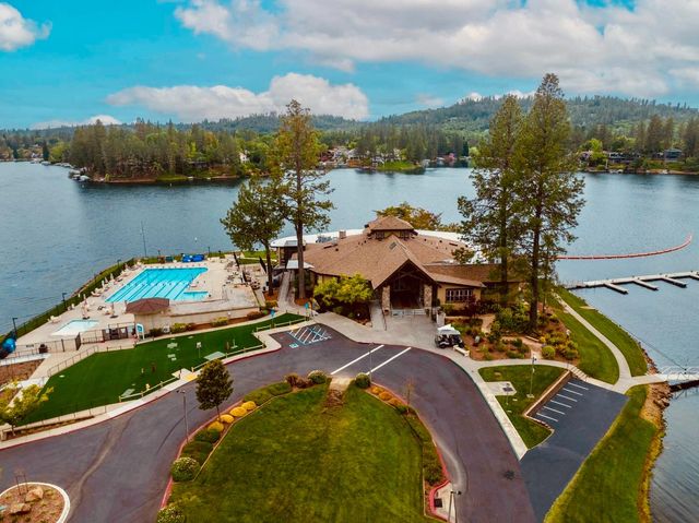 11514 Madrone Ct, Auburn, CA 95602