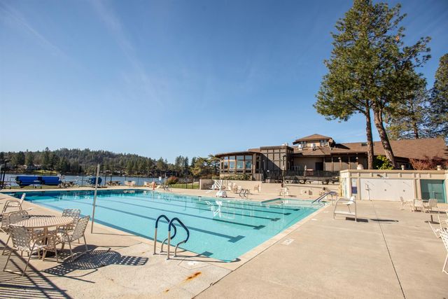 11514 Madrone Ct, Auburn, CA 95602