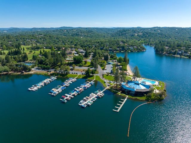 11514 Madrone Ct, Auburn, CA 95602