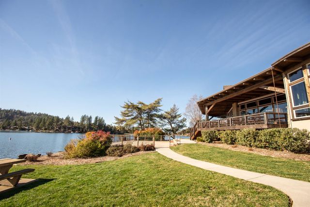 11514 Madrone Ct, Auburn, CA 95602