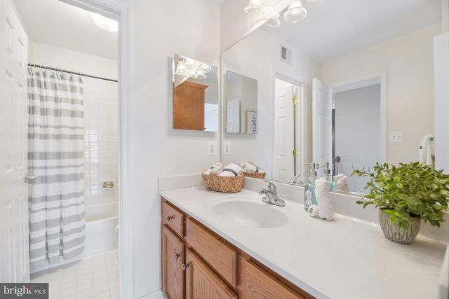 42483 CORTEZ TER, Brambleton, VA 20148