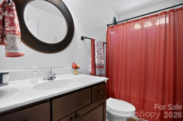 75 N Sunset Ridge Drive, Etowah, NC 28729