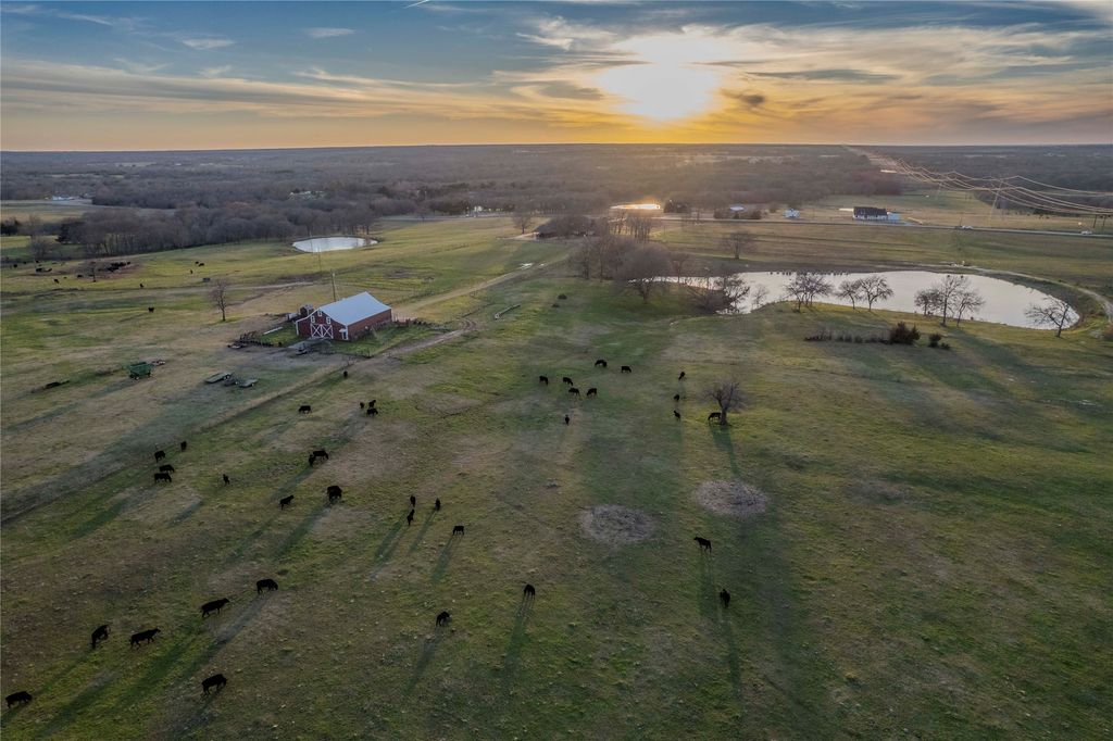 14867 Fm 274, Ravenna, TX 75476