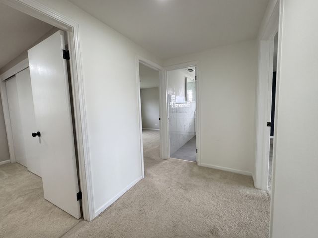 5711 W 87TH Place, Oak Lawn, IL 60453
