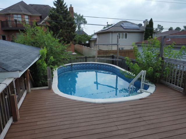 5711 W 87TH Place, Oak Lawn, IL 60453