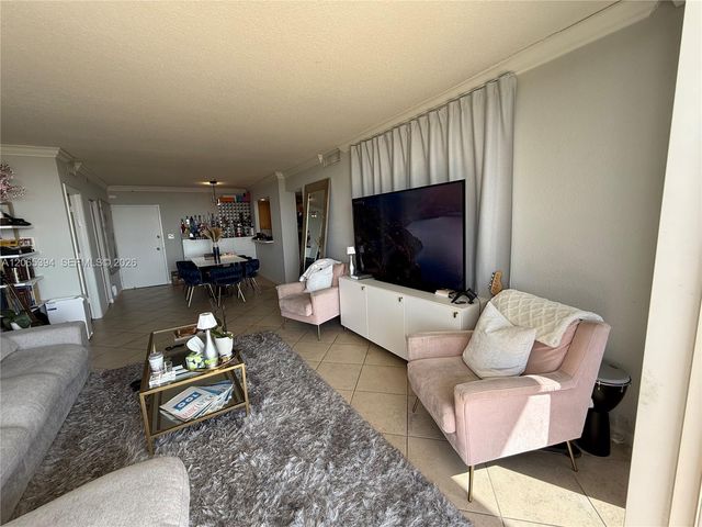 5600 Collins Avenue 16G, Miami Beach, FL 33140