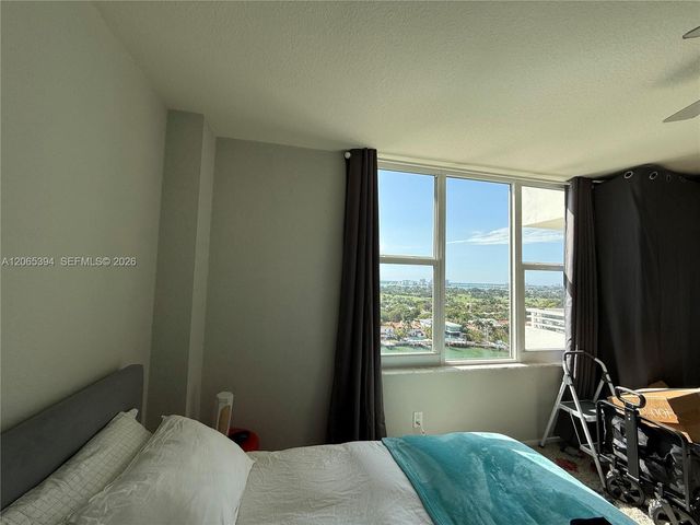 5600 Collins Avenue 16G, Miami Beach, FL 33140
