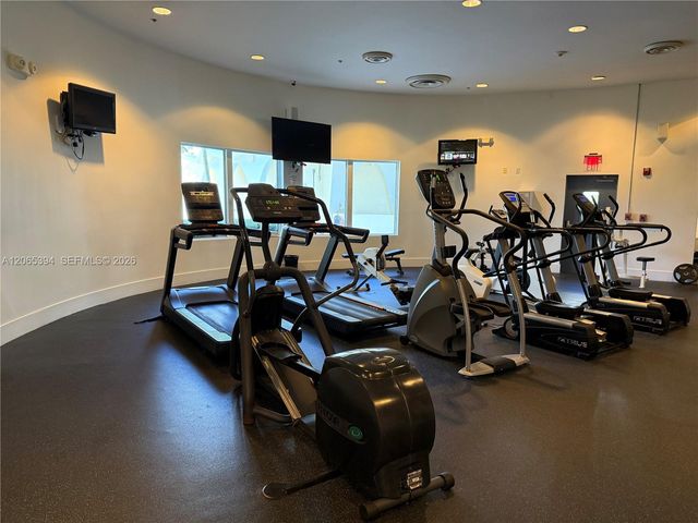 5600 Collins Avenue 16G, Miami Beach, FL 33140