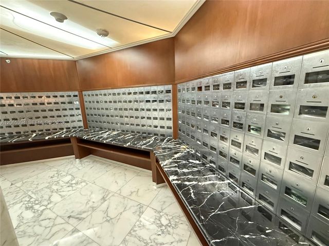5600 Collins Avenue 16G, Miami Beach, FL 33140