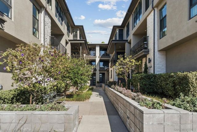 2838 Via Alta Pl, San Diego, CA 92108